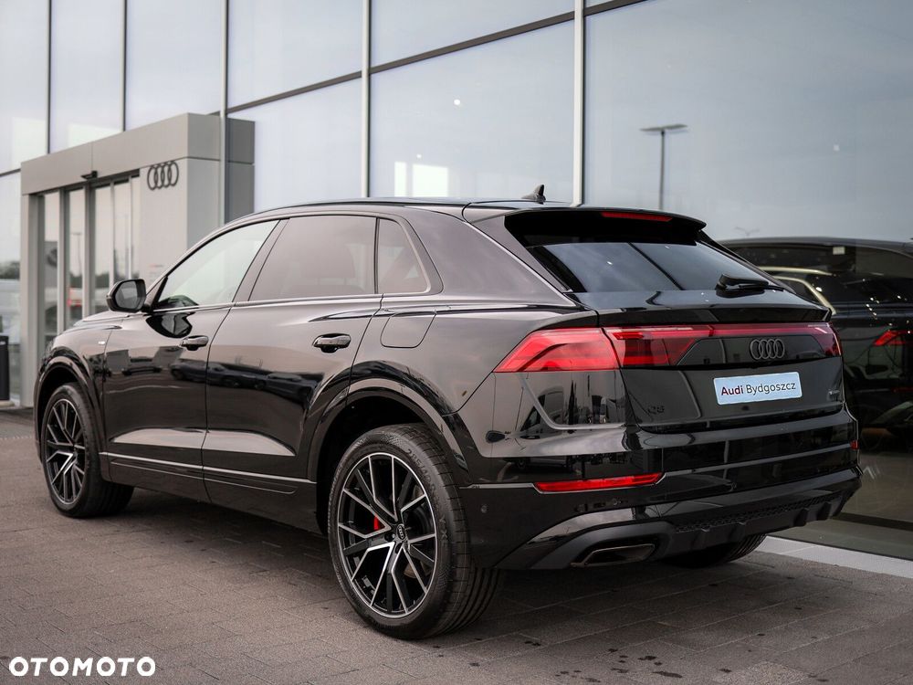 Audi Q8 - 7