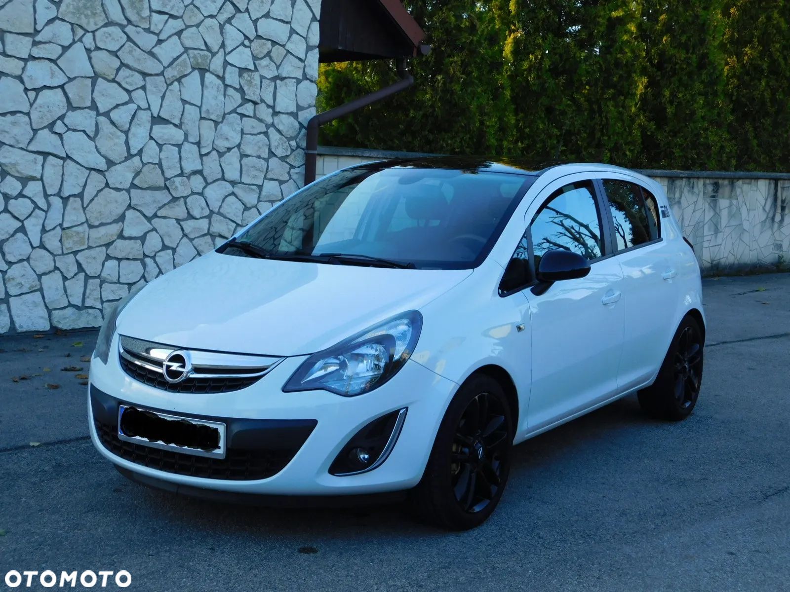Opel Corsa 1.4 16V Innovation - 1