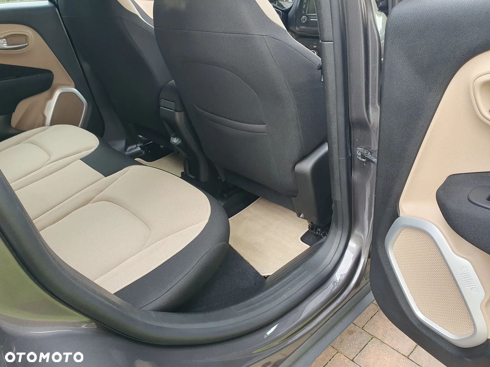 Jeep Renegade 1.6 E-TorQ Longitude FWD - 16