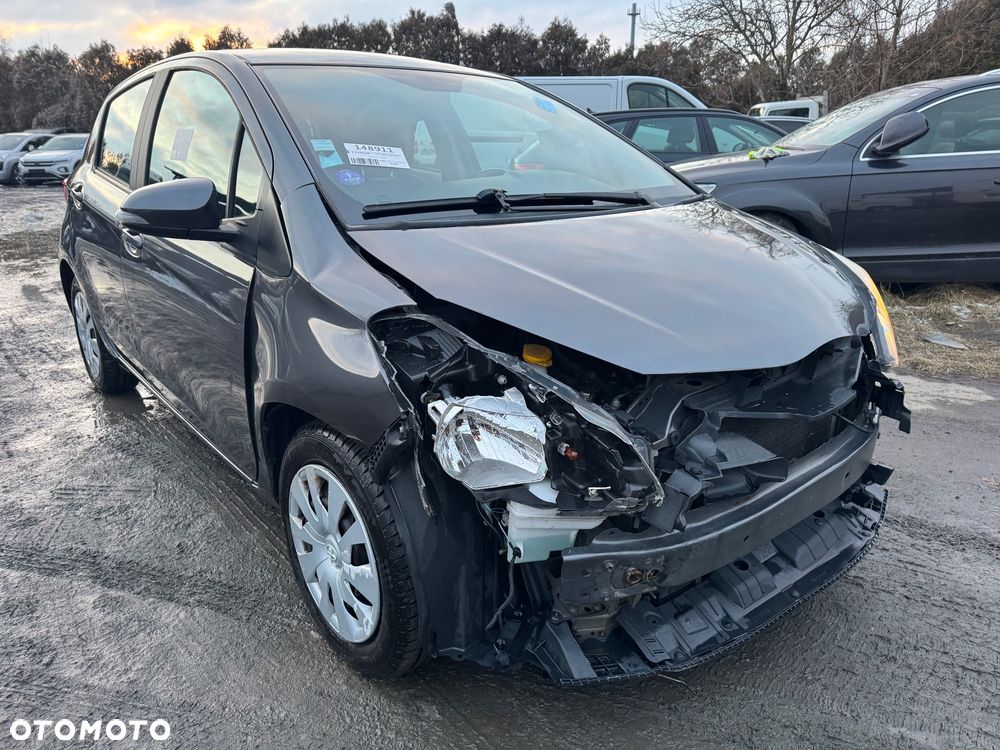 Toyota Yaris - 2