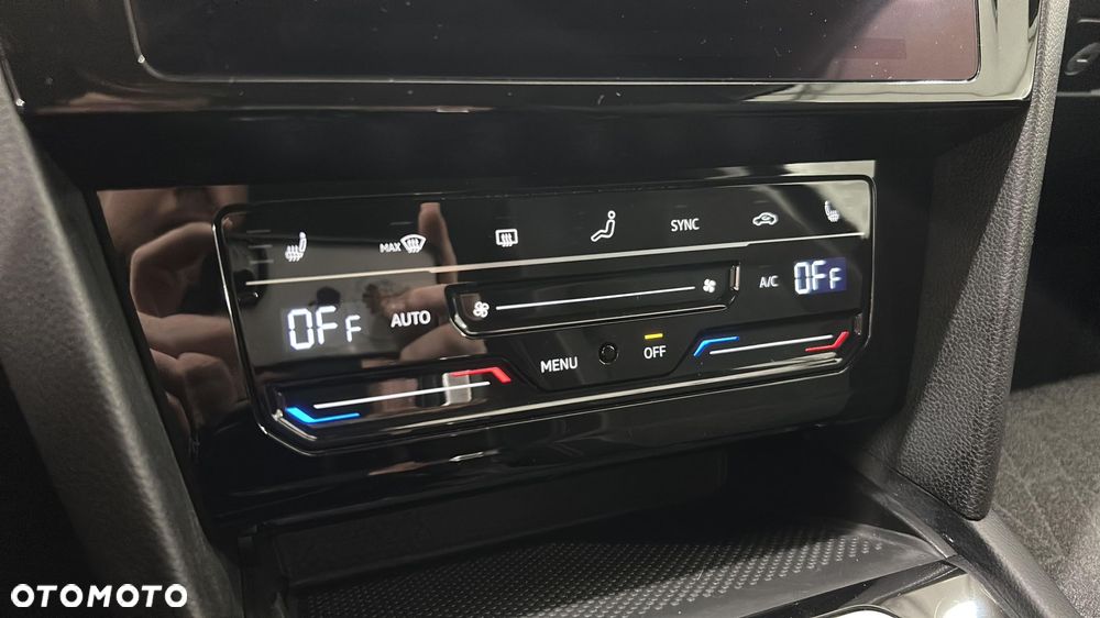 Volkswagen Passat - 22