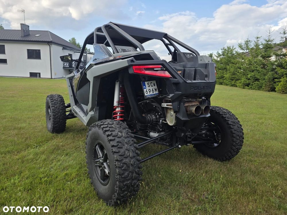 Polaris RZR - 6