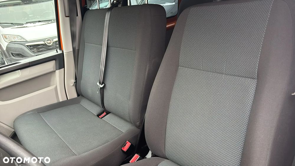 Volkswagen Transporter - 15