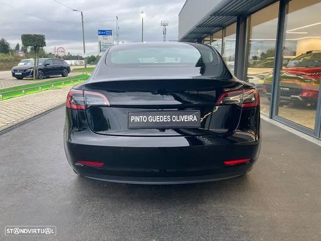 Tesla Model 3 RWD - 8