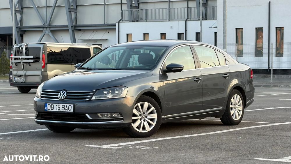 Volkswagen Passat 1.6 TDI BlueMotion Technology Highline - 1