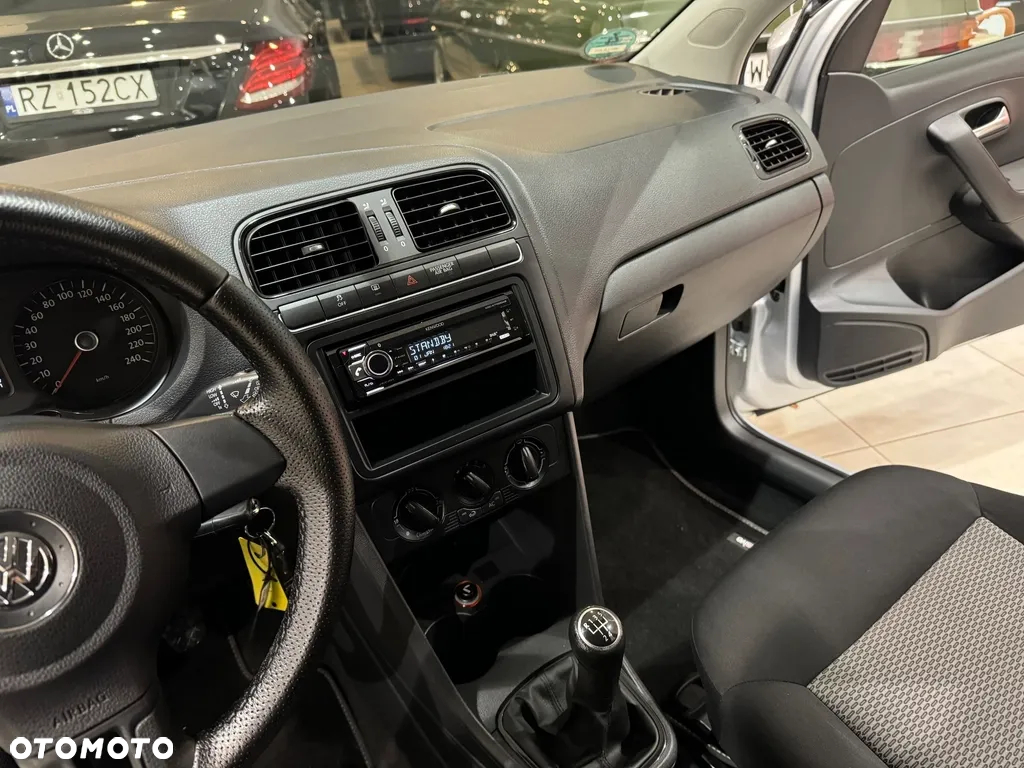 Volkswagen Polo 1.6 TDI DPF Trendline - 27