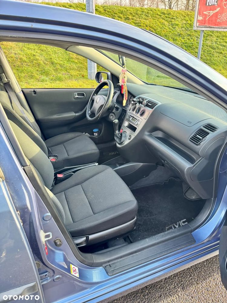 Honda Civic 1.4i LS - 12