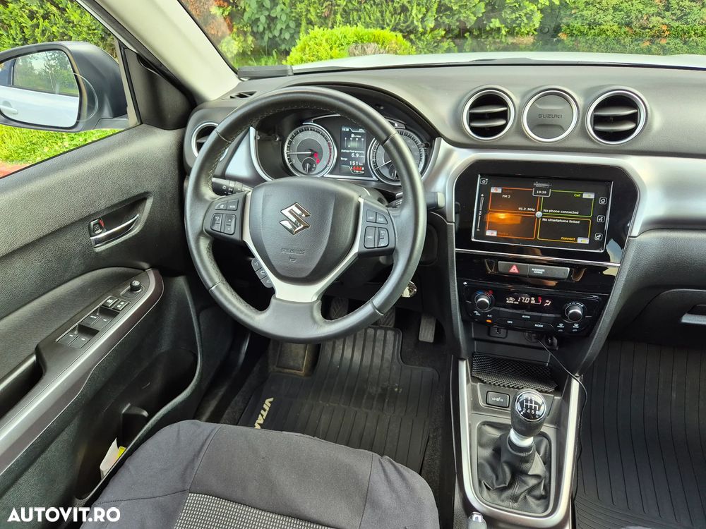 Suzuki Vitara - 11