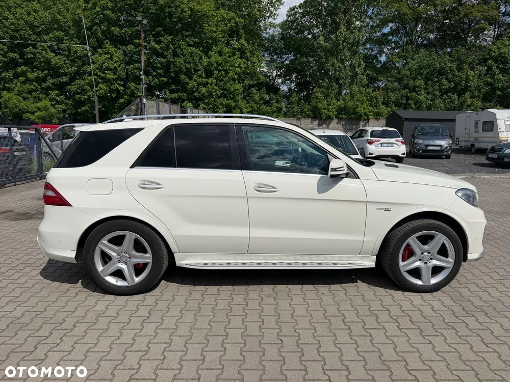 Mercedes-Benz ML 350 BlueTEC 4-Matic - 6