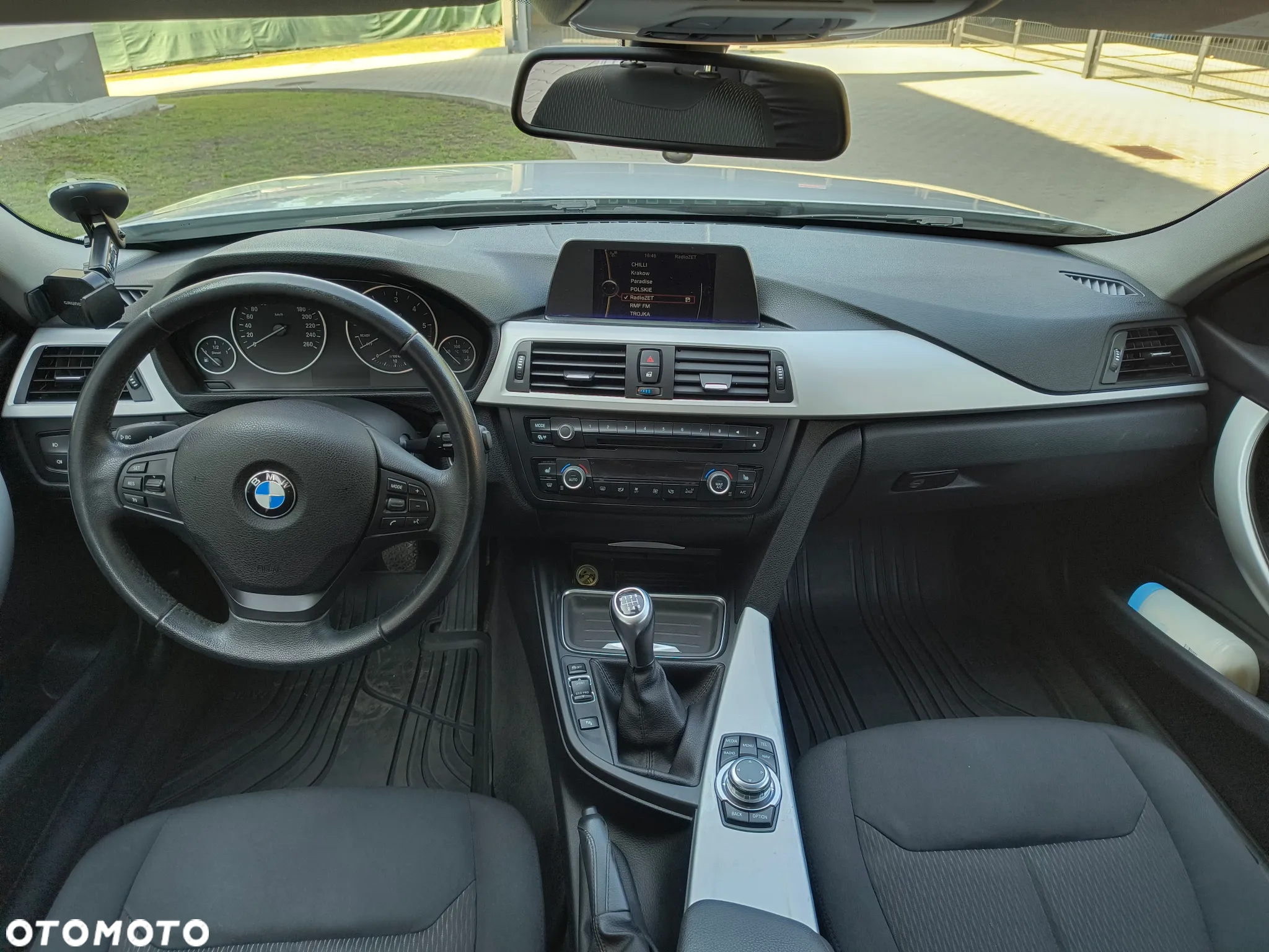 BMW Seria 3 320d DPF Touring - 7