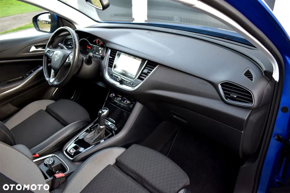 Opel Grandland X 1.6 DStart/Stop Automatik Business INNOVATION - 23