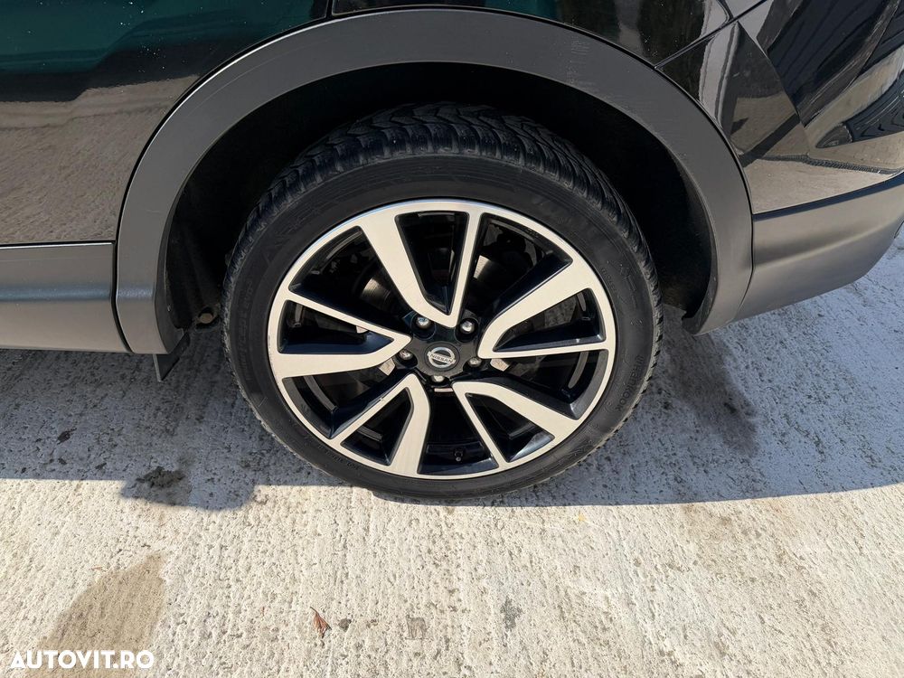 Nissan Qashqai 1.6 DCI Xtronic TEKNA - 19