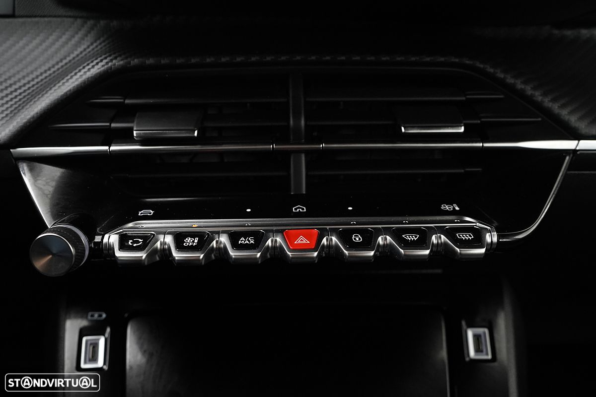 Peugeot 2008 1.2 PureTech Allure - 18