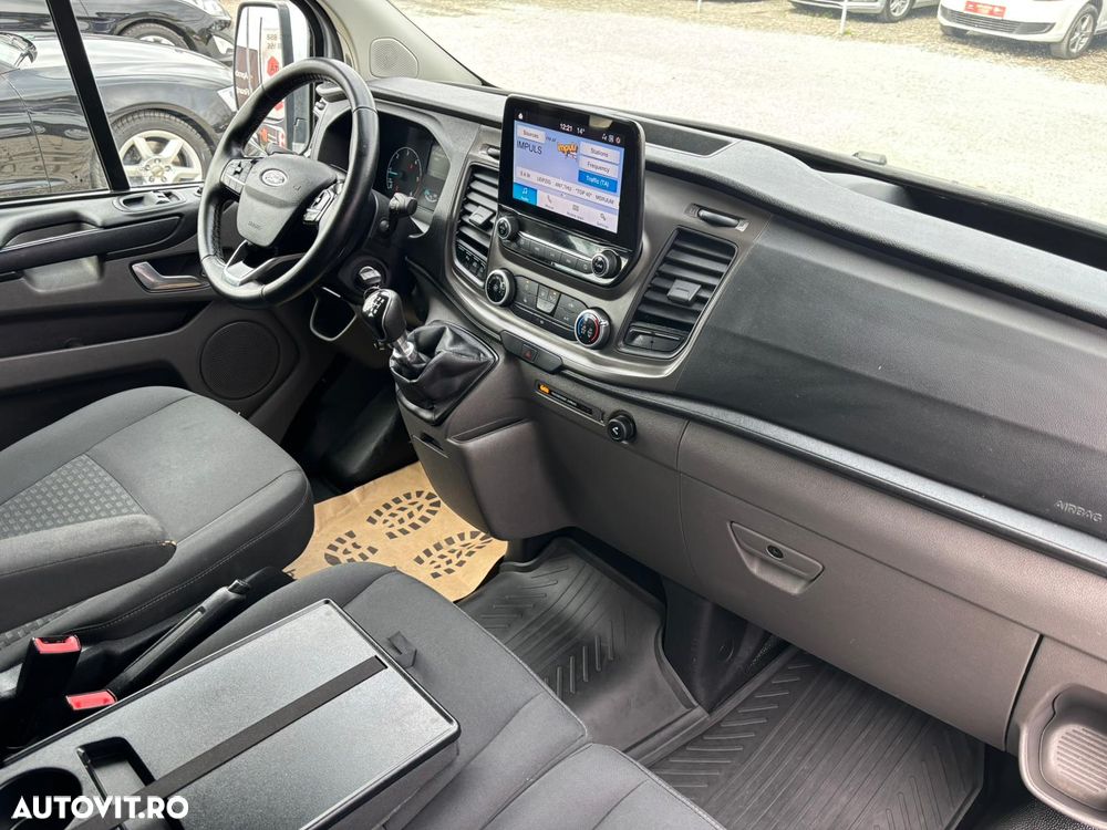 Ford TRANSIT CUSTOM - 30