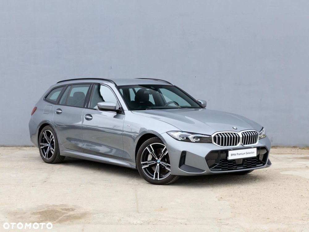 BMW Seria 3 330i xDrive M Sport sport - 4