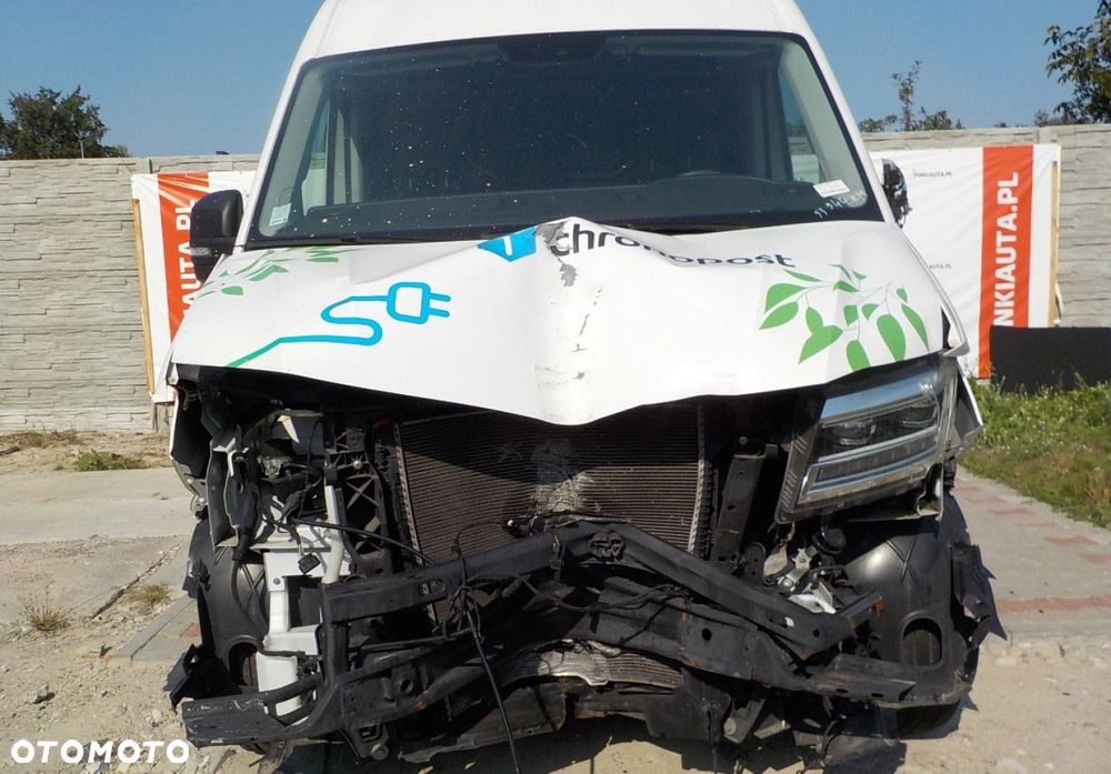 Volkswagen Crafter - 2