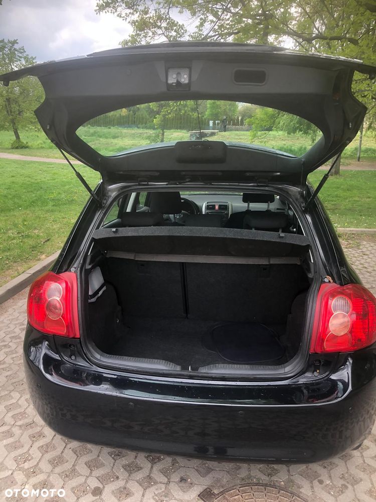 Toyota Auris 1.6 VVT-i Luna - 23