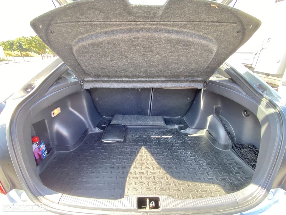 Toyota Corolla L/B 1.4 Sol AC - 10