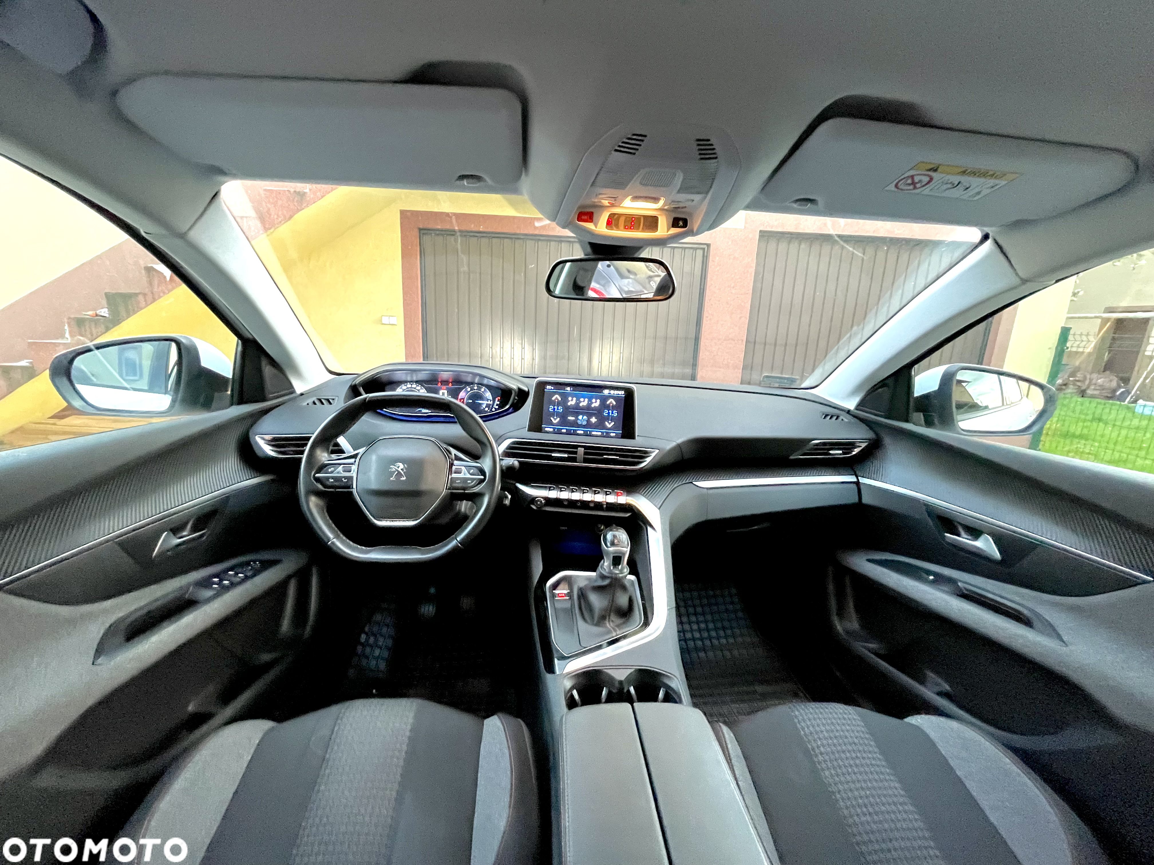 Peugeot 3008 1.2 PureTech Active Pack S&S - 10