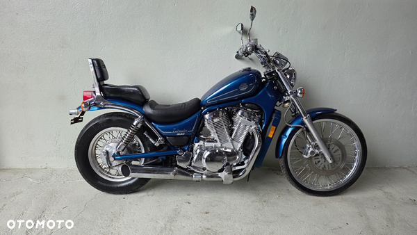 Suzuki Intruder
