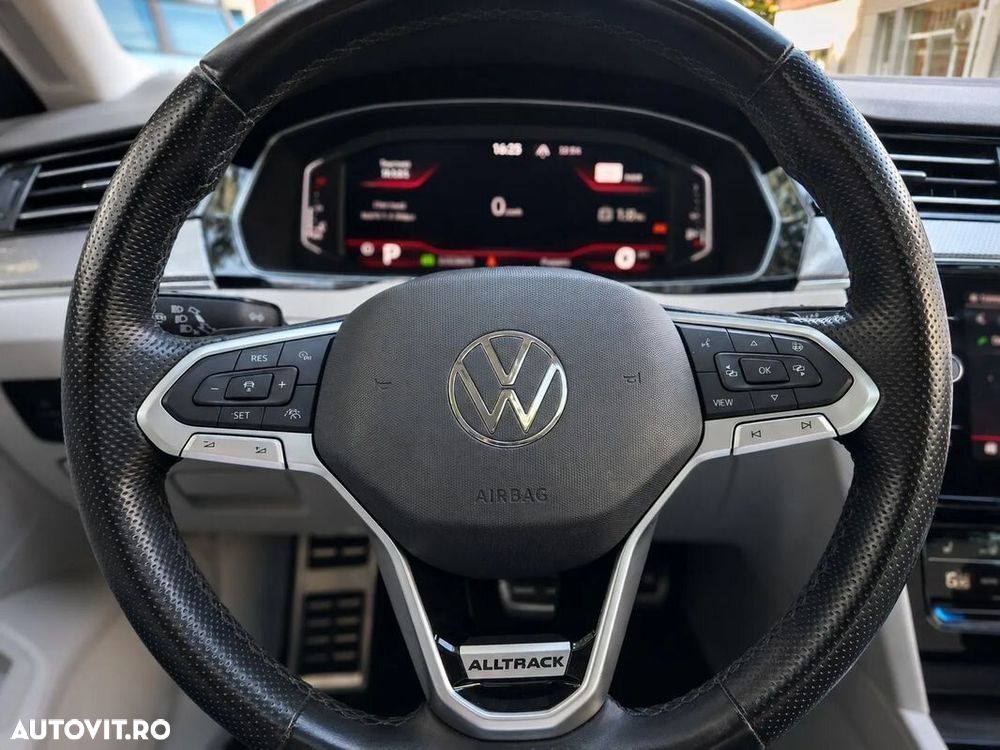 Volkswagen Passat Alltrack - 27