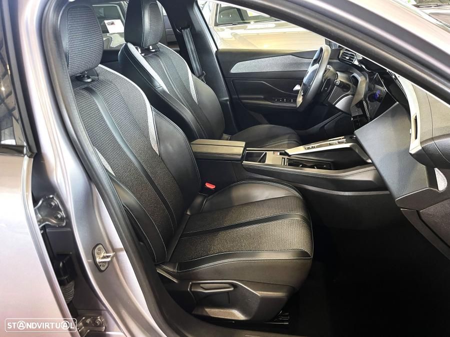 Peugeot 308 SW 1.2 PureTech Allure EAT8 - 28