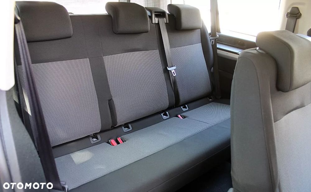 Opel Vivaro - 21