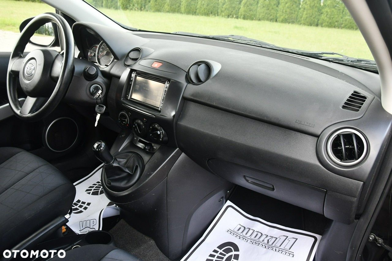 Mazda 2 - 21