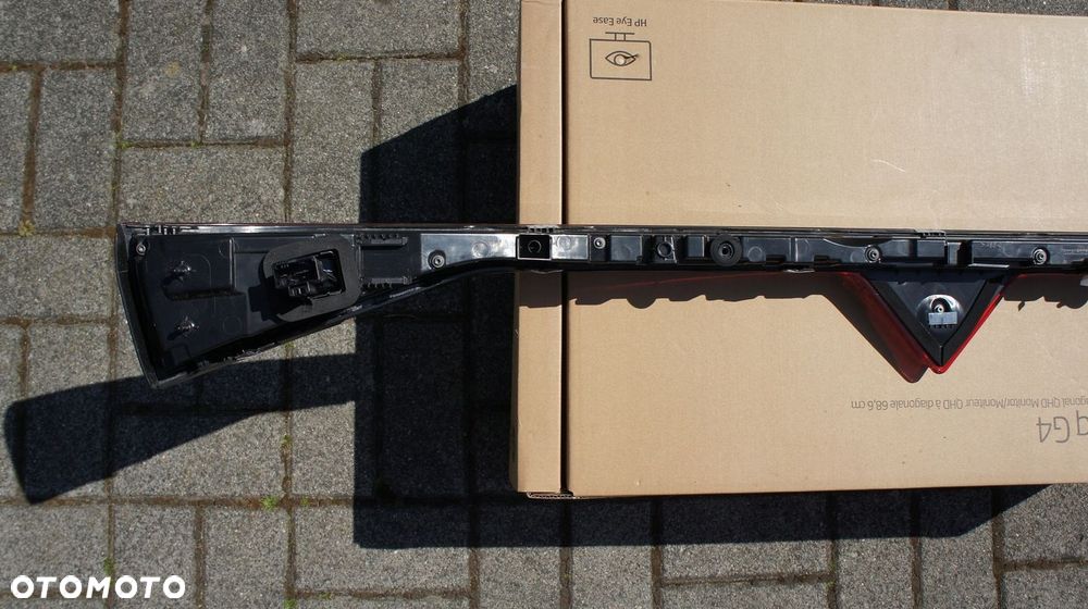 BLENDA TYLNA KLAPA TYLNE LAMPY CUPRA LEON LIFT 5FA LED - 5