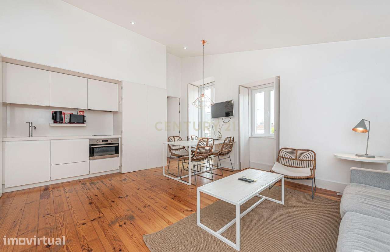 Apartamento T1 para venda - S. Bento e Chiado - Grande imagem: 2/10