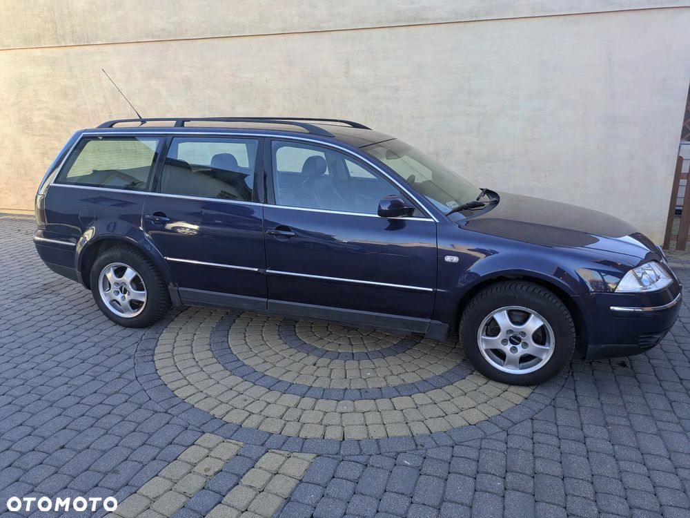 Volkswagen Passat 1.9 TDI Comfortline - 27