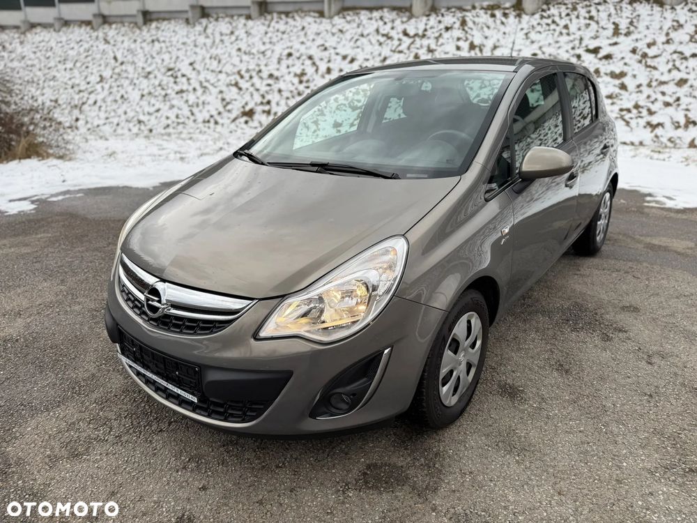 Opel Corsa 1.2 16V Edition / Active - 2