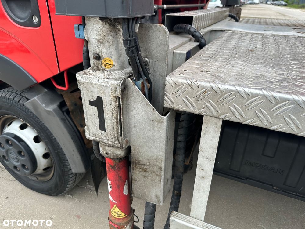 Nissan CABSTAR NT400 - 14