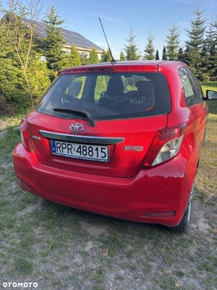 Toyota Yaris - 3