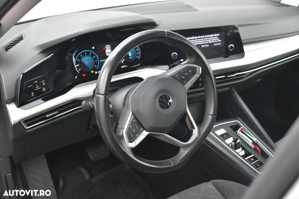 VOLKSWAGEN Golf 2021 — imagine 9