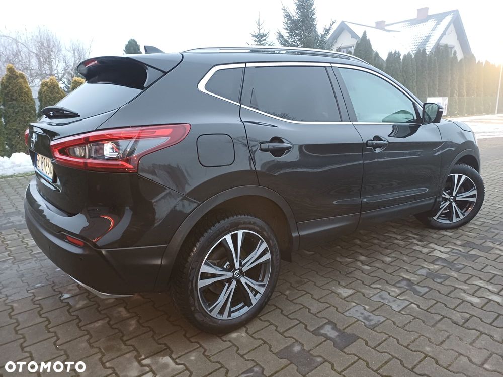 Nissan Qashqai 1.3 DIG-T N-Connecta DCT - 4