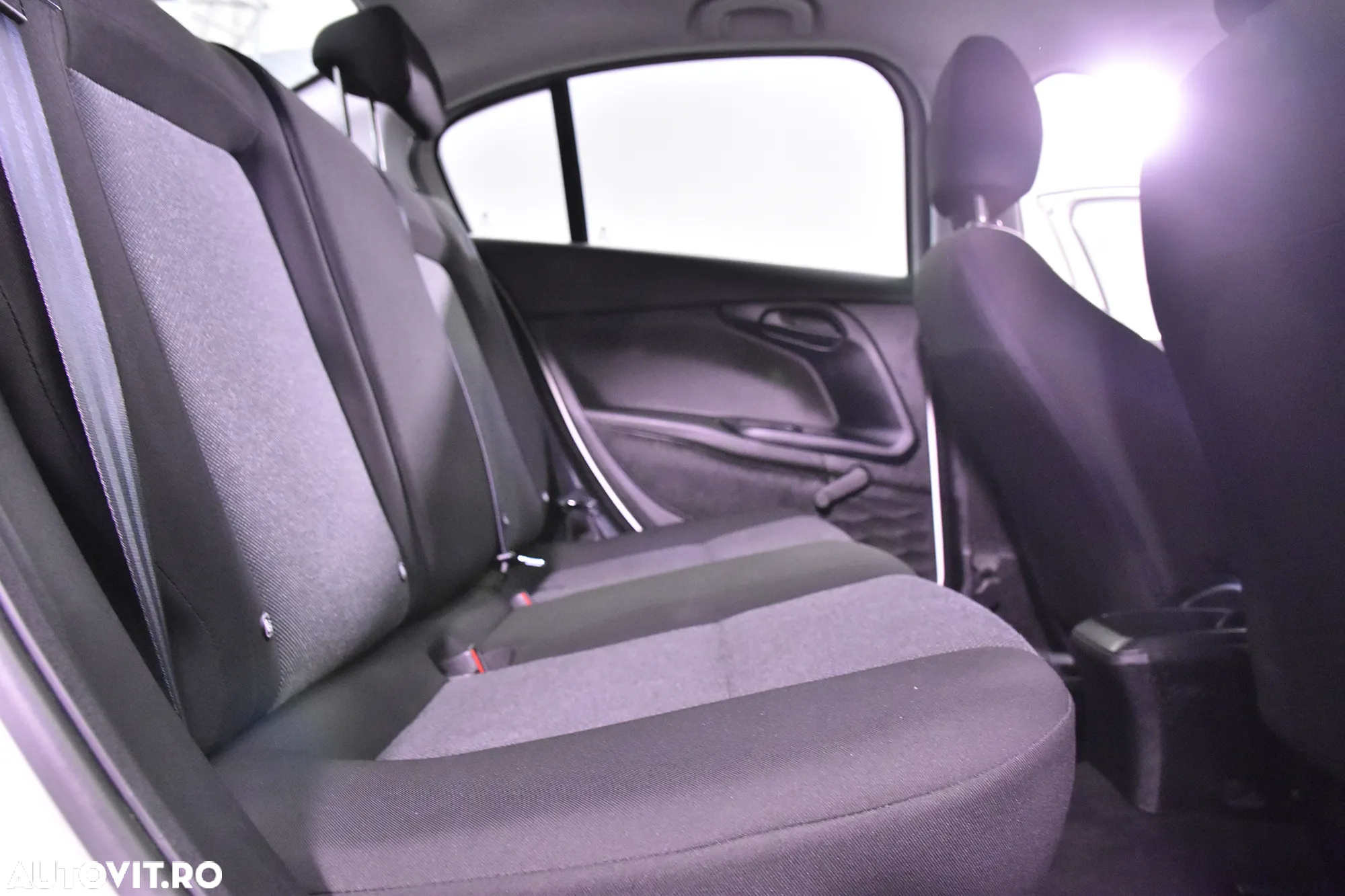 Fiat Tipo - 12