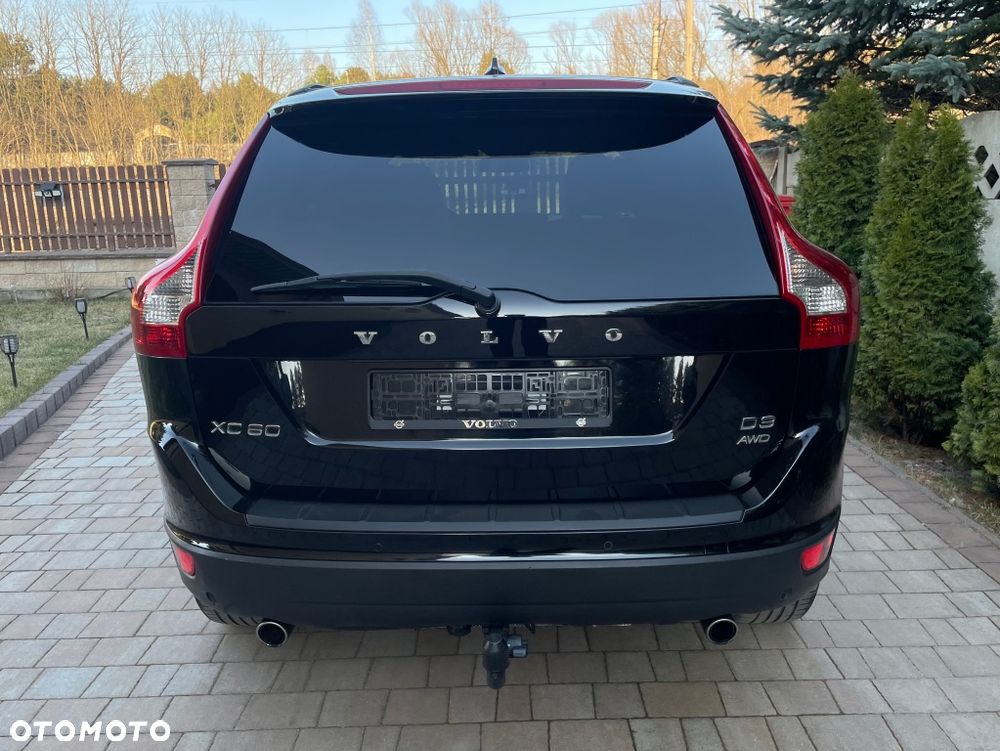 Volvo XC 60 D3 AWD R Design - 8