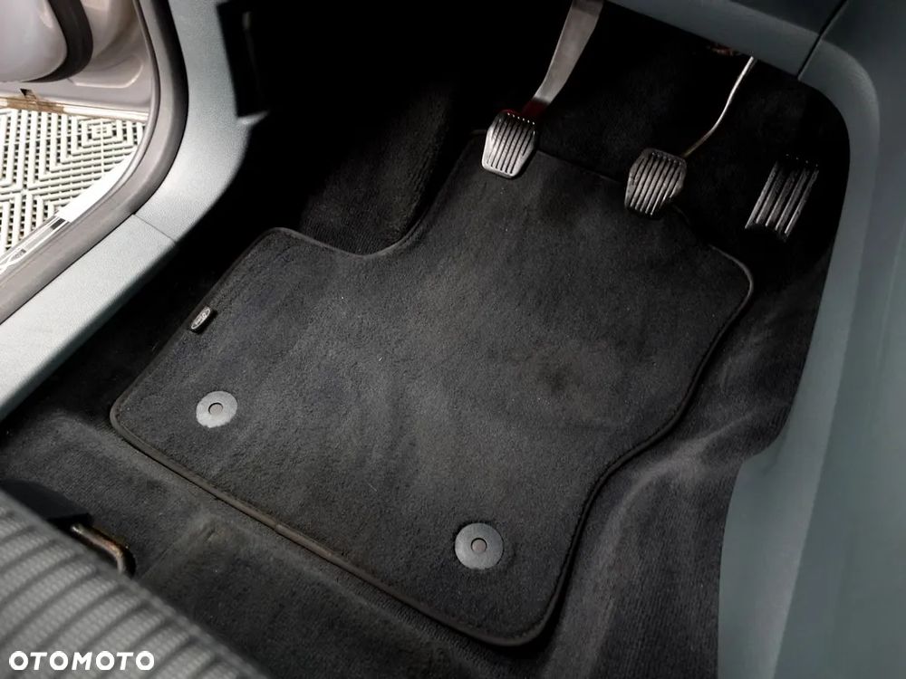 Ford C-MAX 1.6 TDCi Titanium - 22