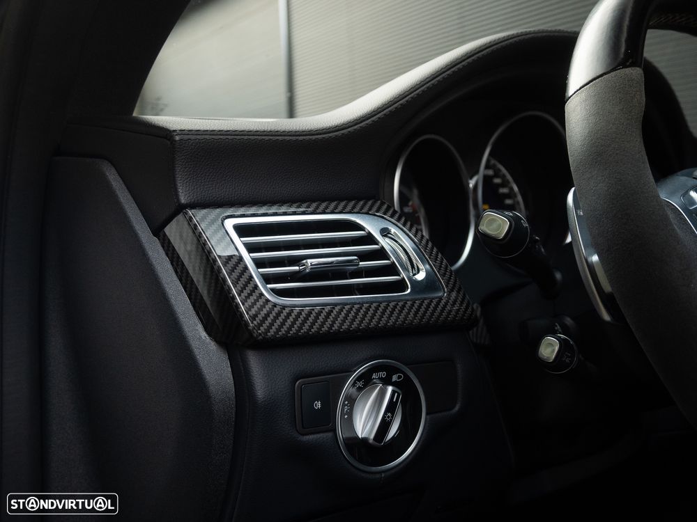 Mercedes-Benz CLS 63 AMG S Shooting Brake 4-Matic - 42