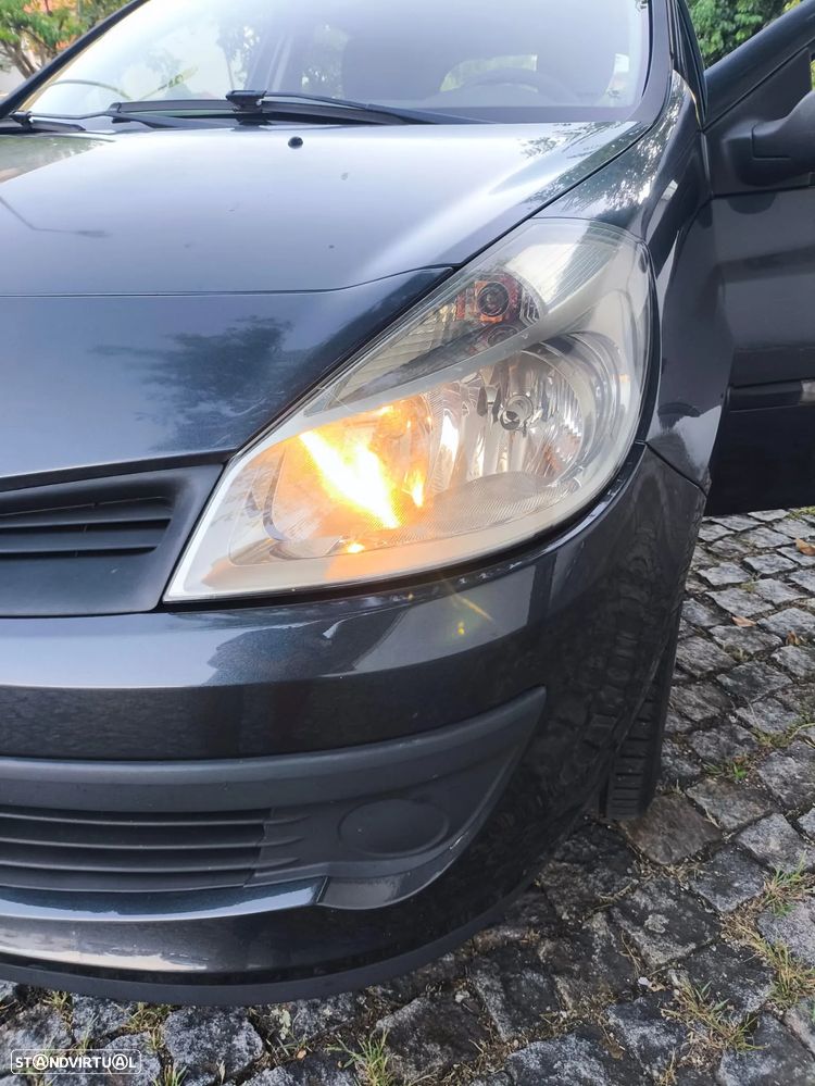 Renault Clio 1.5 dCi Confort - 7