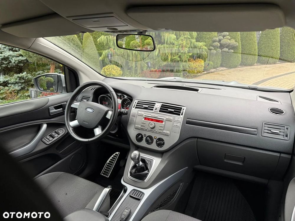 Ford Kuga 2.0 TDCi 2x4 SYNC - 8