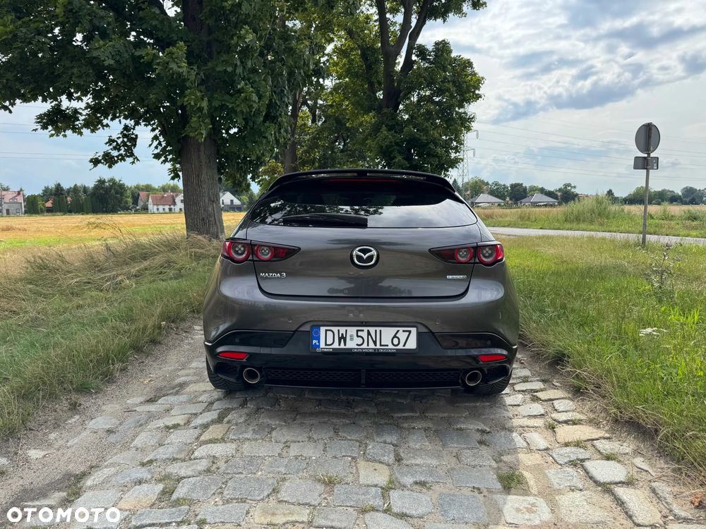 Mazda 3 - 8
