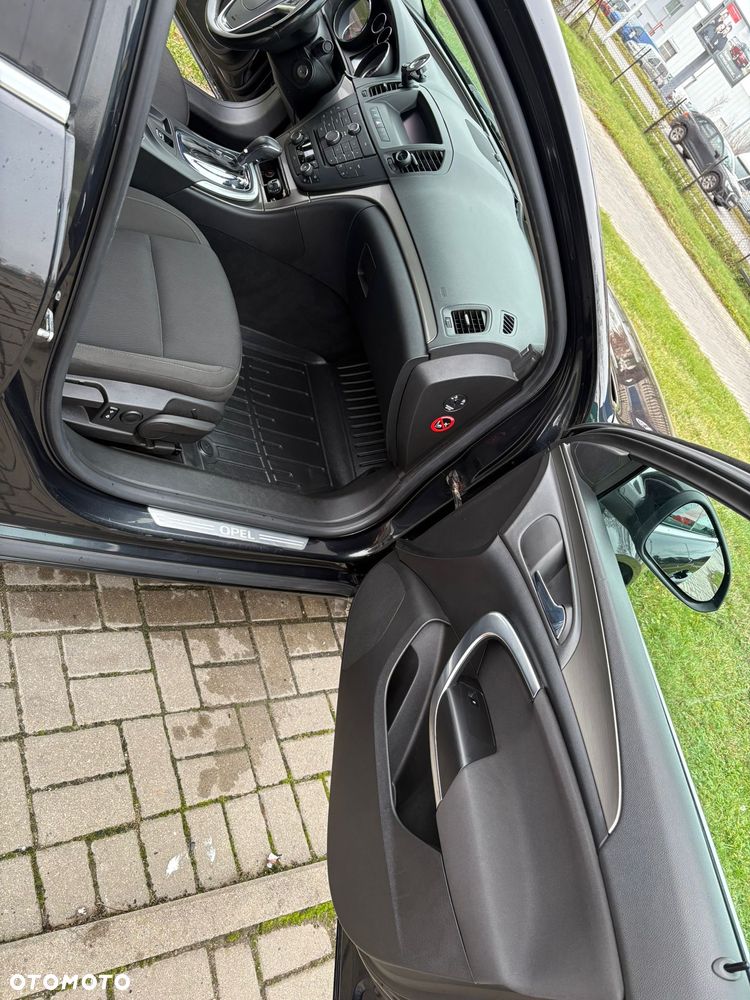 Opel Insignia 2.0 CDTI Cosmo - 10