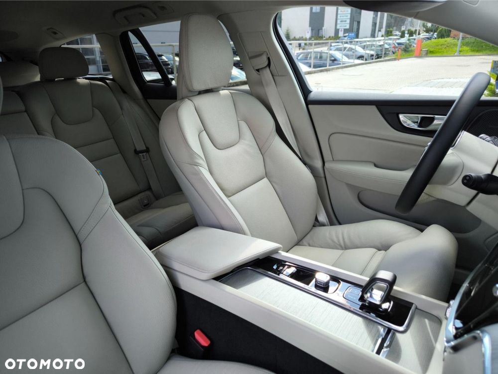Volvo V60 - 11