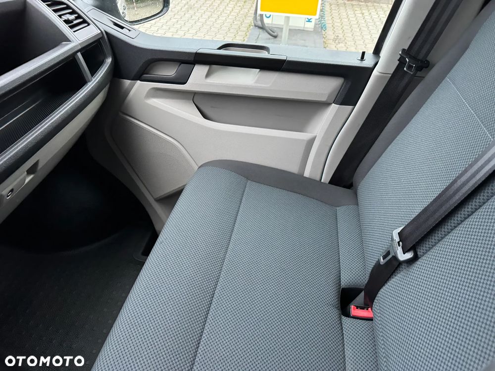 Volkswagen Transporter - 15