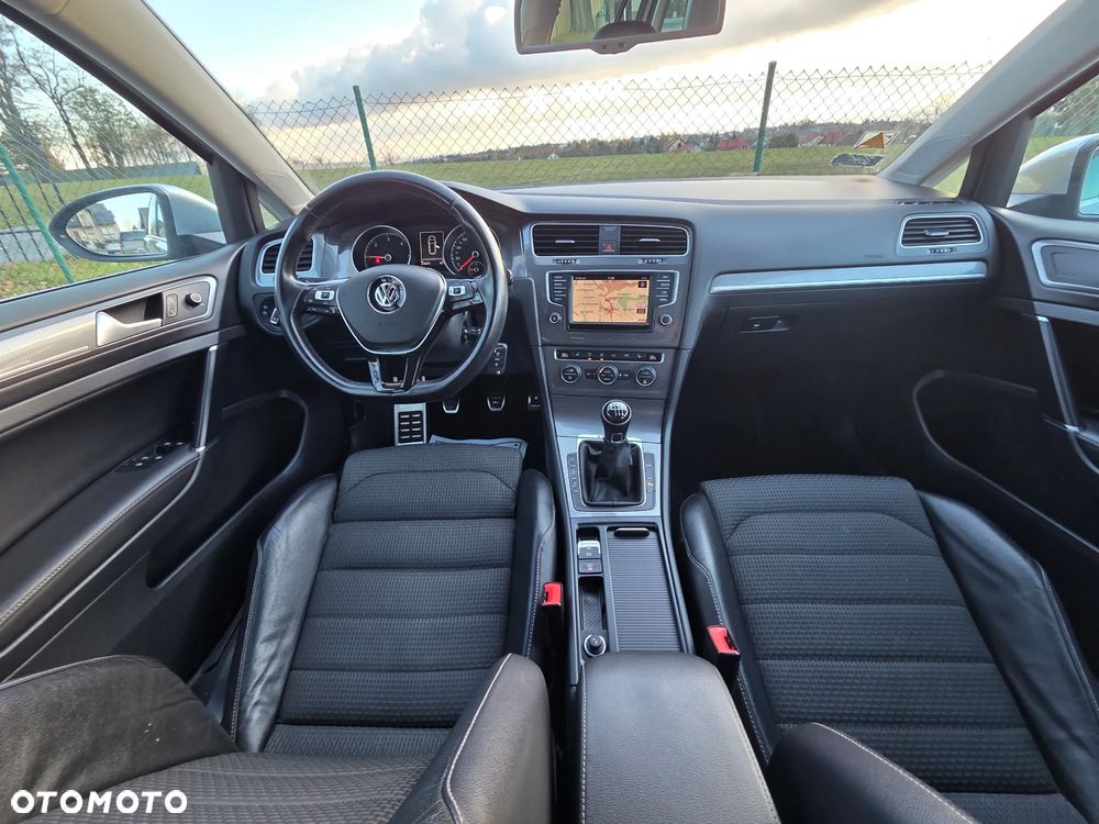 Volkswagen Golf Variant 2.0 TDI BMT 4Mot Highline - 24