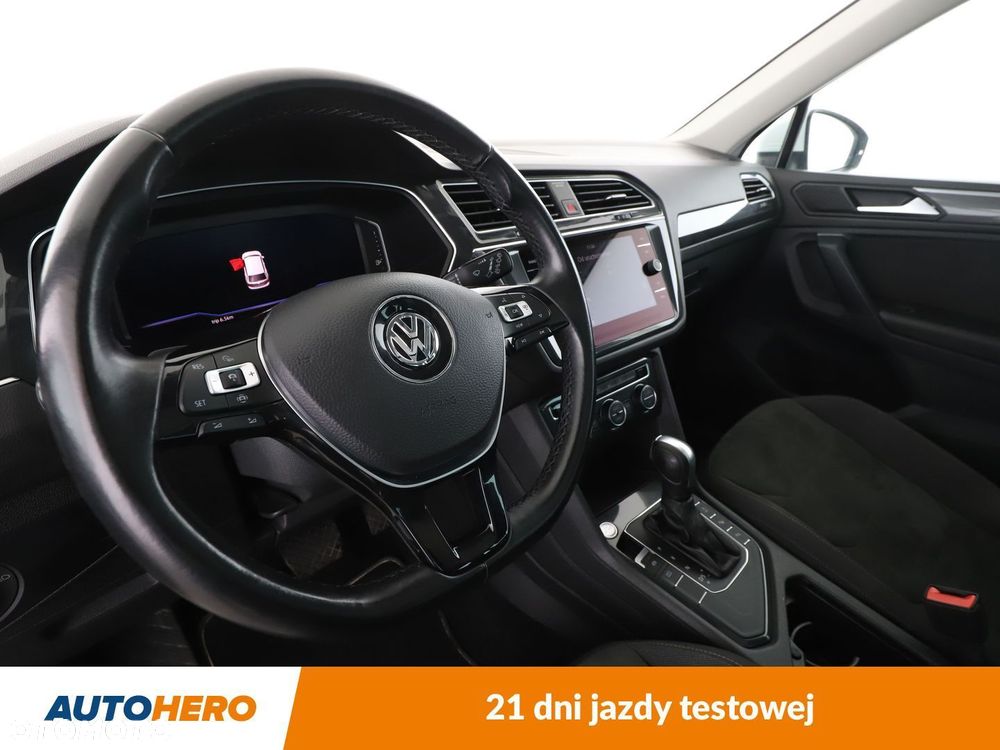 Volkswagen Tiguan - 11