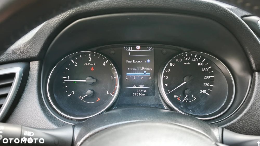Nissan Qashqai 1.6 dCi 4x4 I-Way - 8