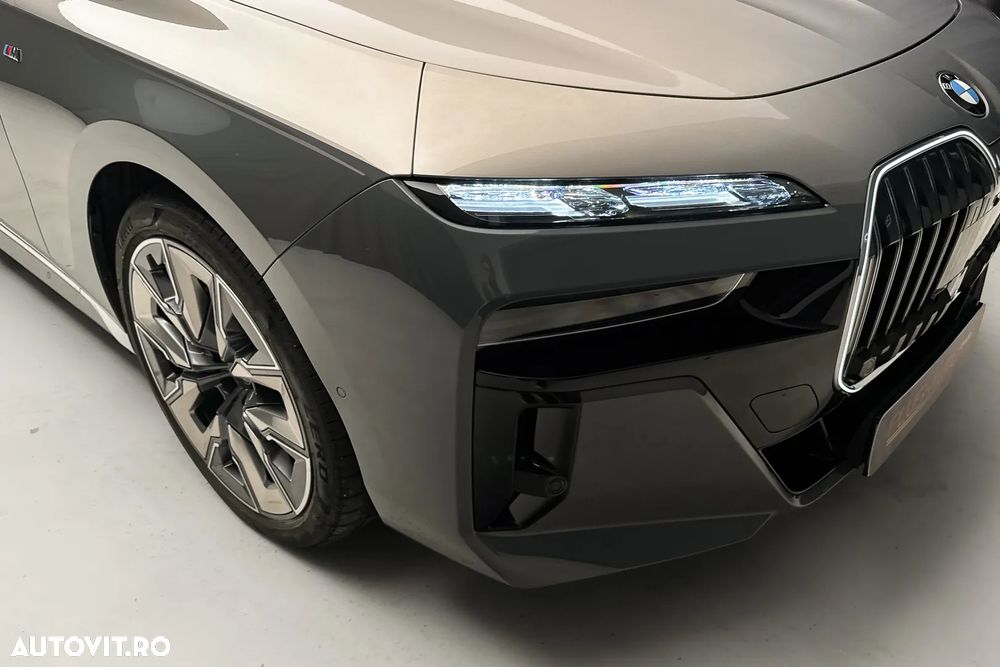 BMW 7 Series 2023 photo 5